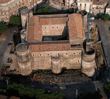 Ursino Castle Terrace Residence 카타니아 외부 사진